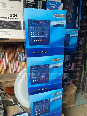 Yamaha 4 Channel Powered Mixer
