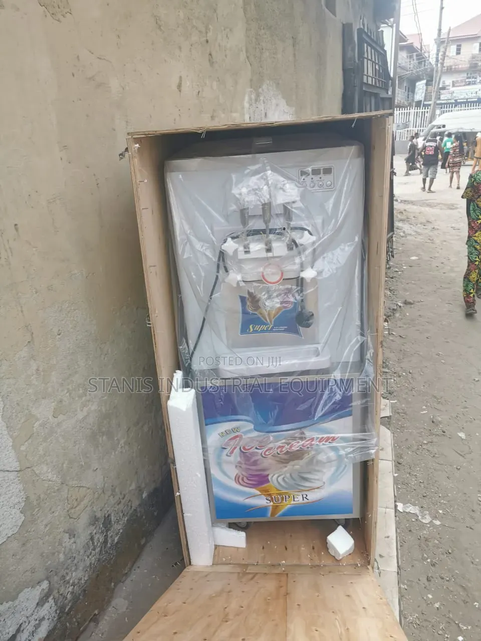 Ice Cream Machine