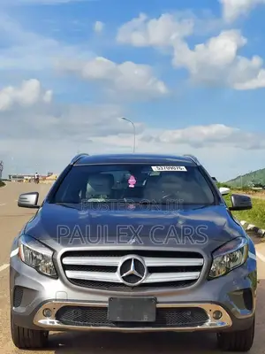 Mercedes-Benz GLA 250 2015 Gray