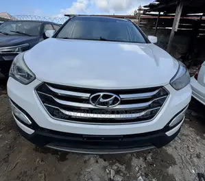 Hyundai Santa Fe 2014 White