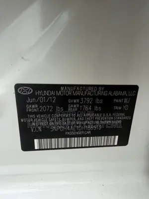 Hyundai Elantra GLS Sedan FWD (1.8L 4cyl 6A) 2013 White
