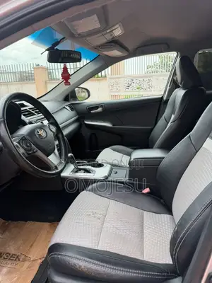 Toyota Camry SE 4dr Sedan (2.5L 4cyl 6A) 2013 Silver