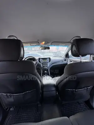 Hyundai Santa Fe 2014 White