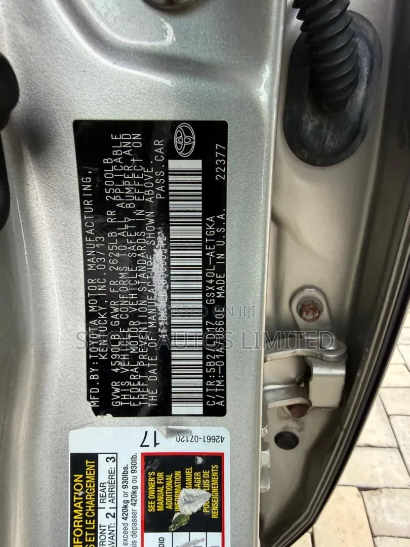 Toyota Avalon 2013 Gold