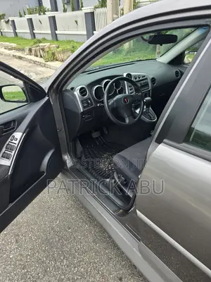 Pontiac Vibe Automatic 2004 Gray