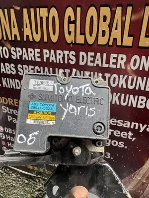 Tokunbo ABS Pump/Module — Toyota Yaris 2005