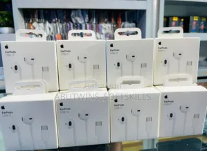 Brand New Apple Earpods USB-C