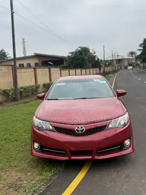 Toyota Camry 2013 Red