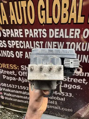 Tokunbo ABS Pump/Module — Toyota Corolla 2011 🚘