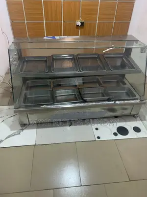 4 Tray, 8 Plates Food Display Warmer