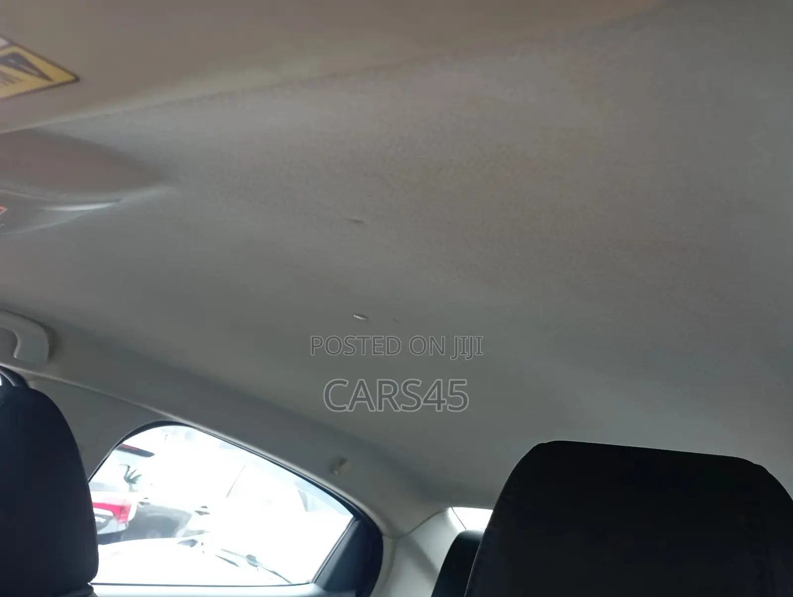 Toyota Yaris iA 2018 Silver