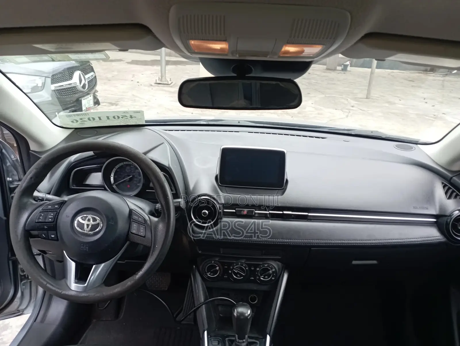 Toyota Yaris iA 2018 Silver