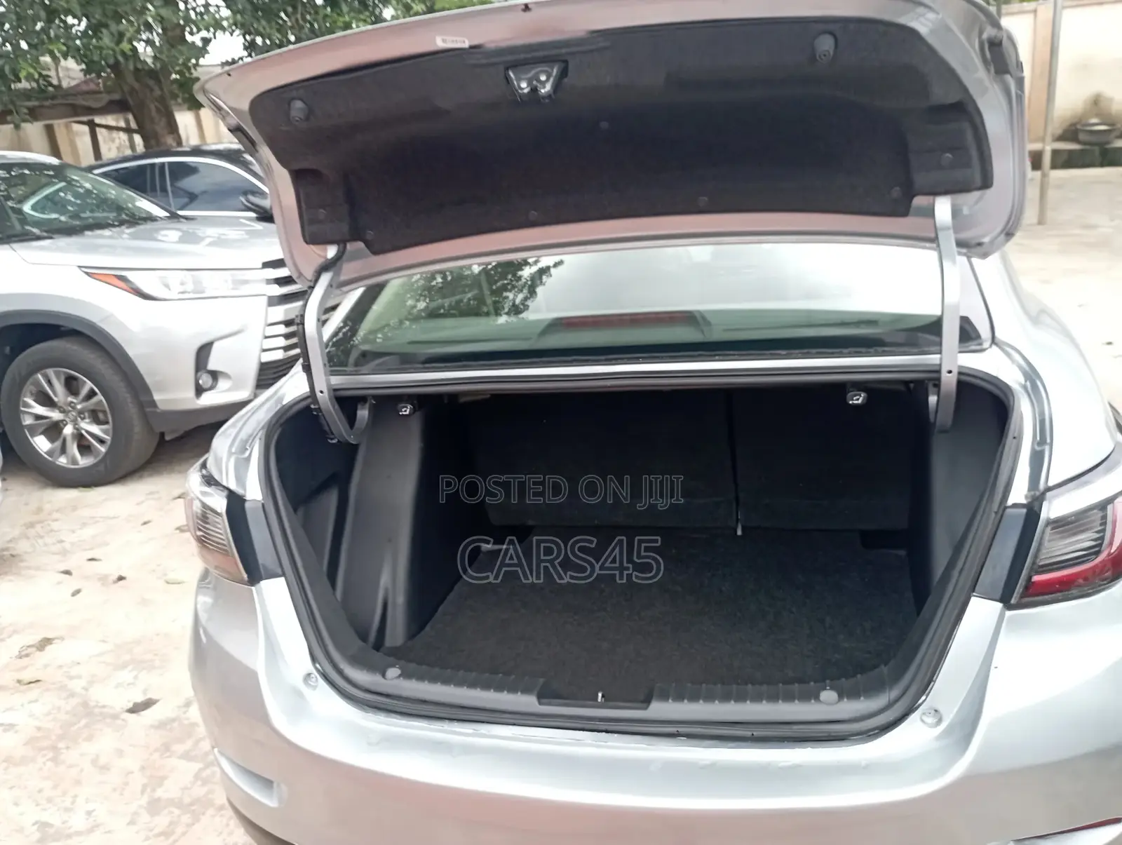 Toyota Yaris iA 2018 Silver