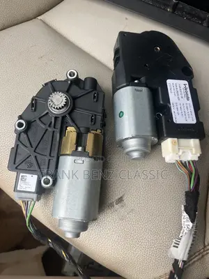 Roof Engine for C300, E300, Glk, Gle, Glc, a-Class, S-Class, Cls, Gla
