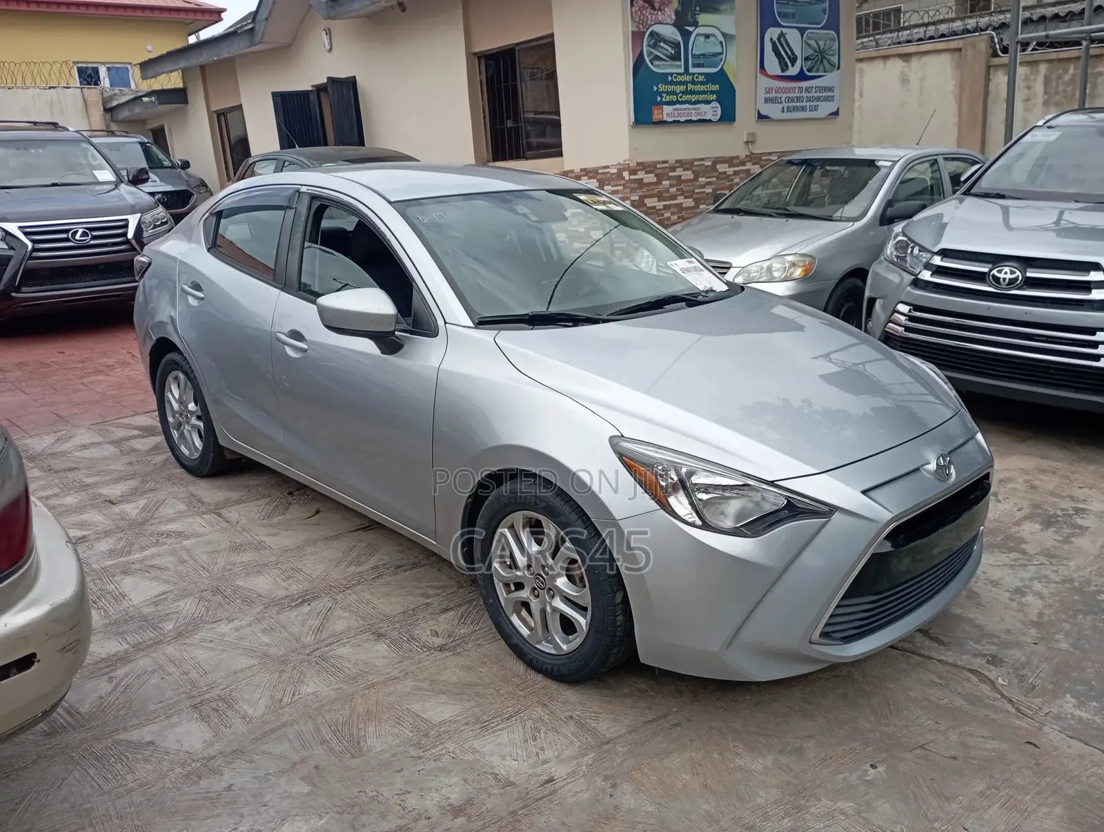 Toyota Yaris iA 2018 Silver