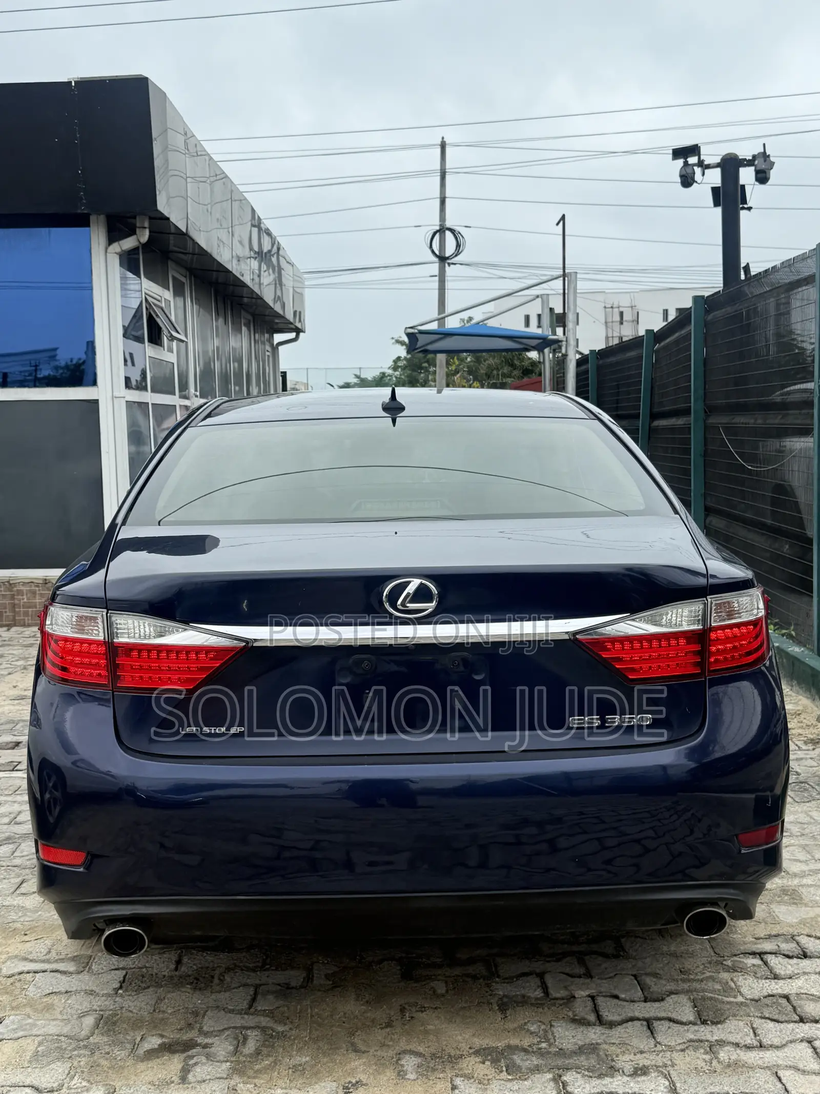 Lexus ES 2013 Blue