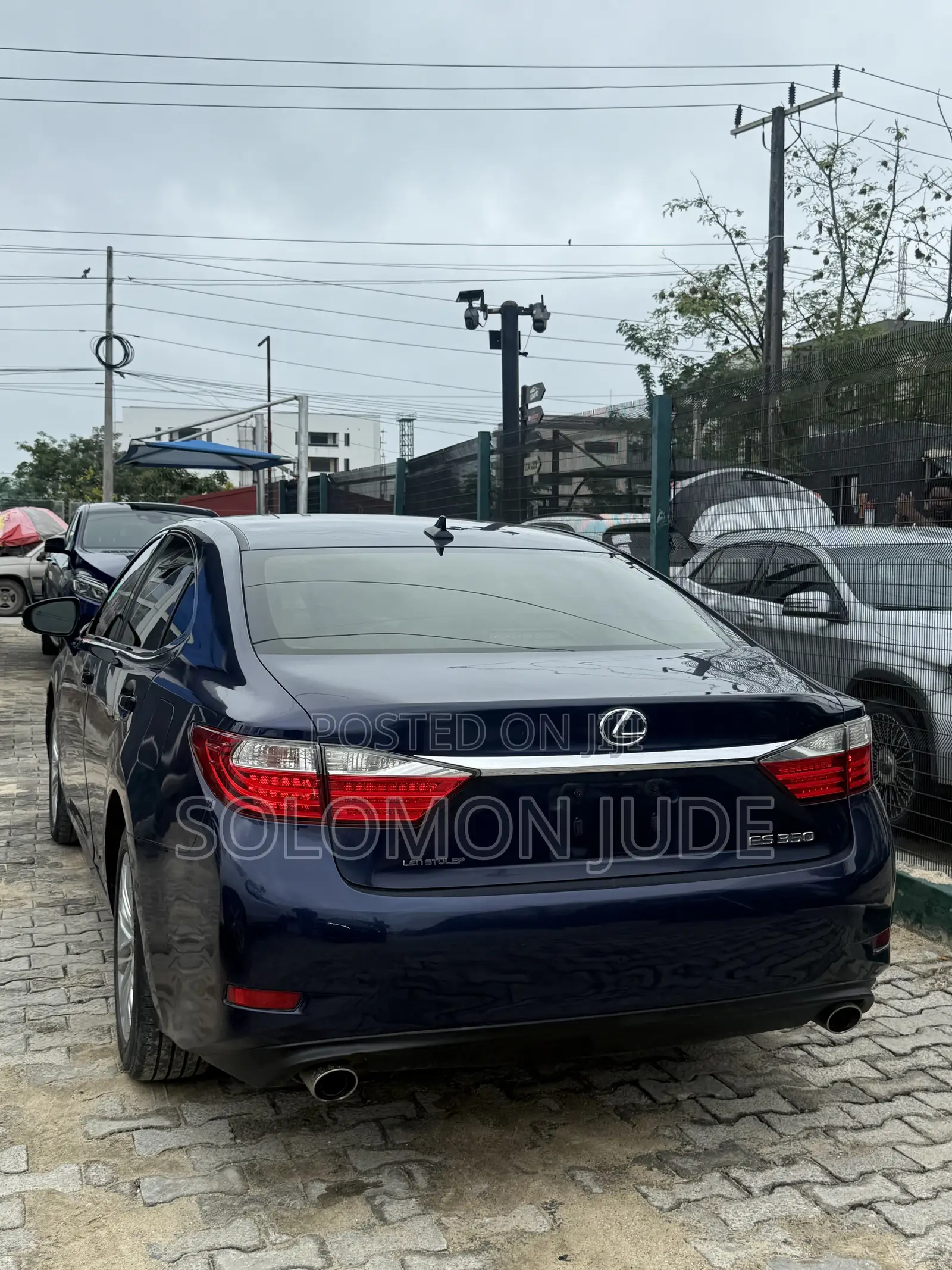 Lexus ES 2013 Blue
