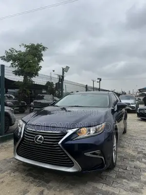Lexus ES 2013 Blue
