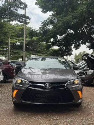 Toyota Camry SE 4dr Sedan (2.5L 4cyl 6A) 2015 Gray