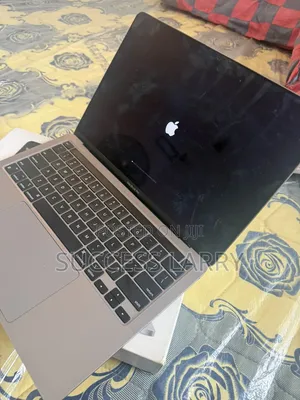 Laptop Apple MacBook Pro 2020 8GB Apple M1 SSD 256GB