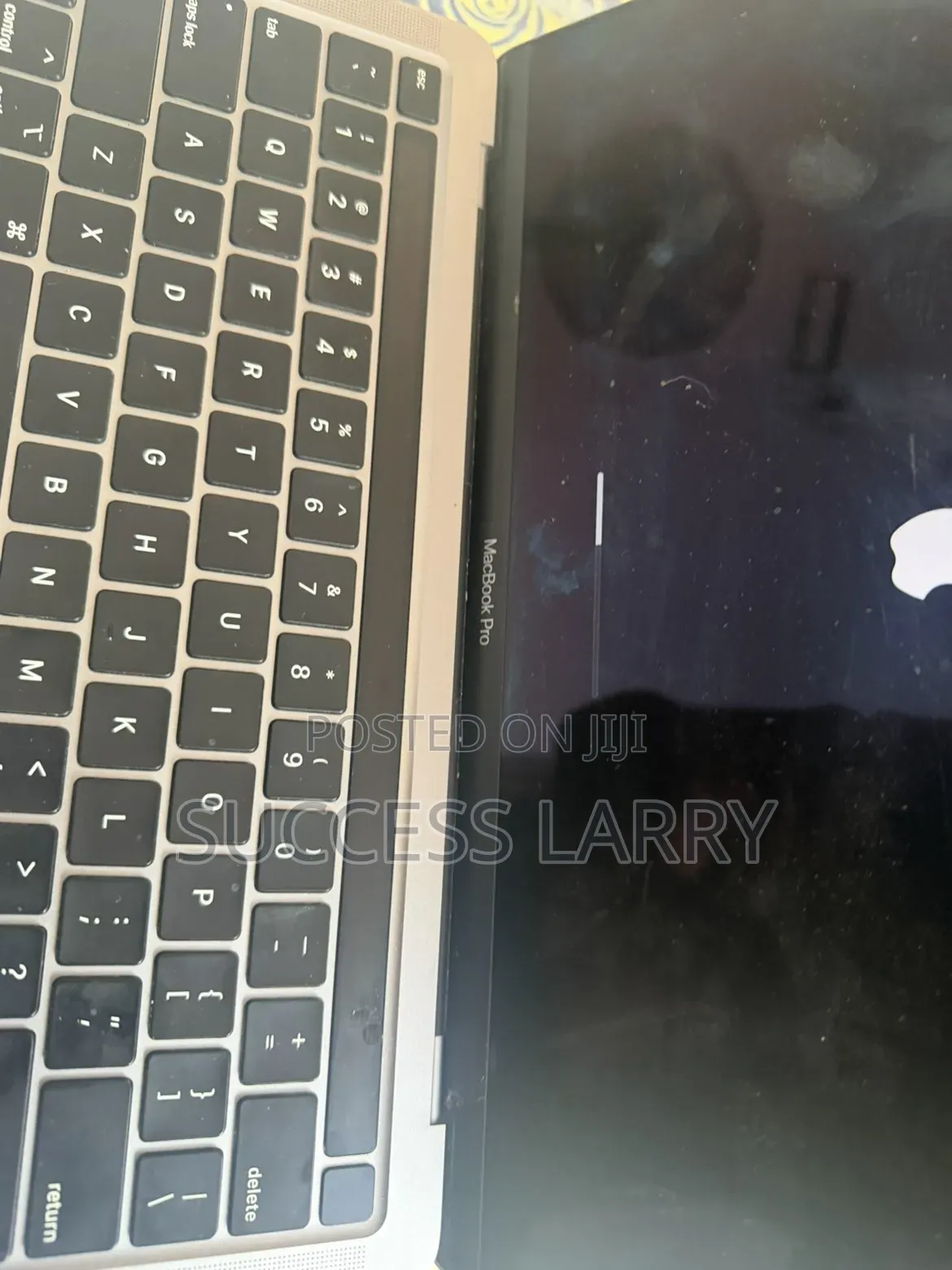 Laptop Apple MacBook Pro 2020 8GB Apple M1 SSD 256GB