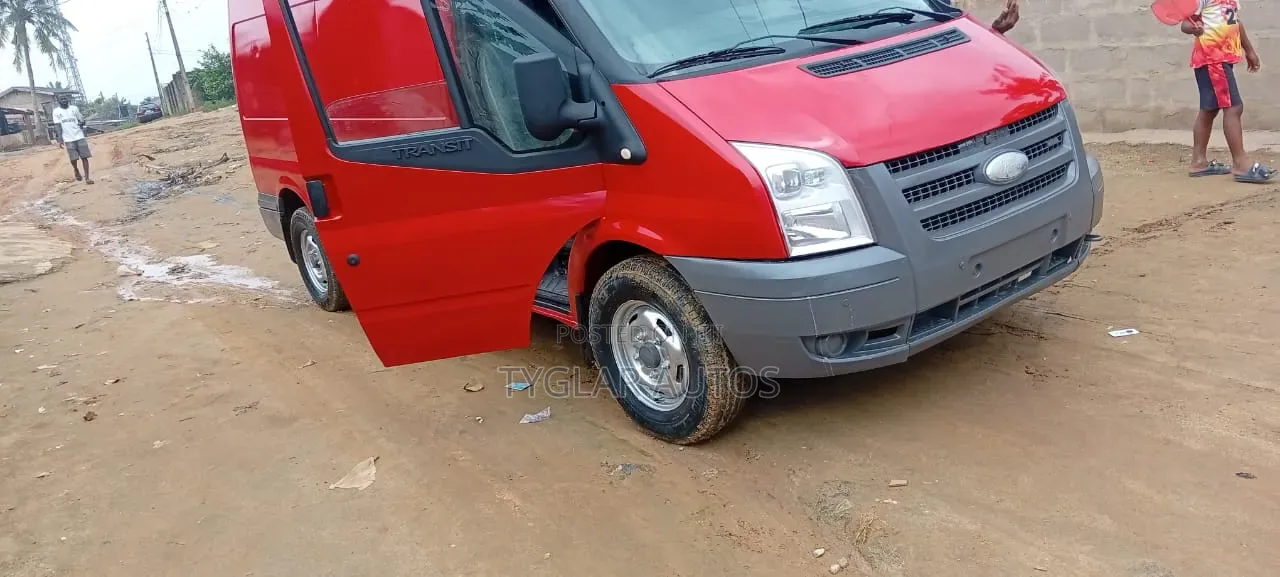Ford Transit 2009 Red