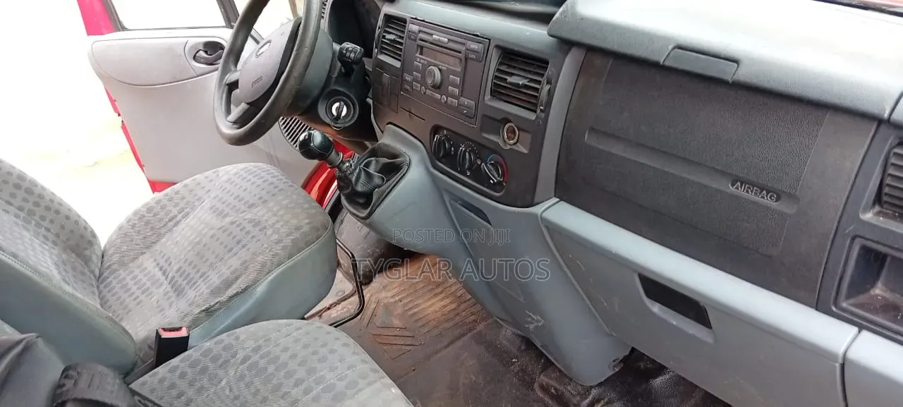 Ford Transit 2009 Red