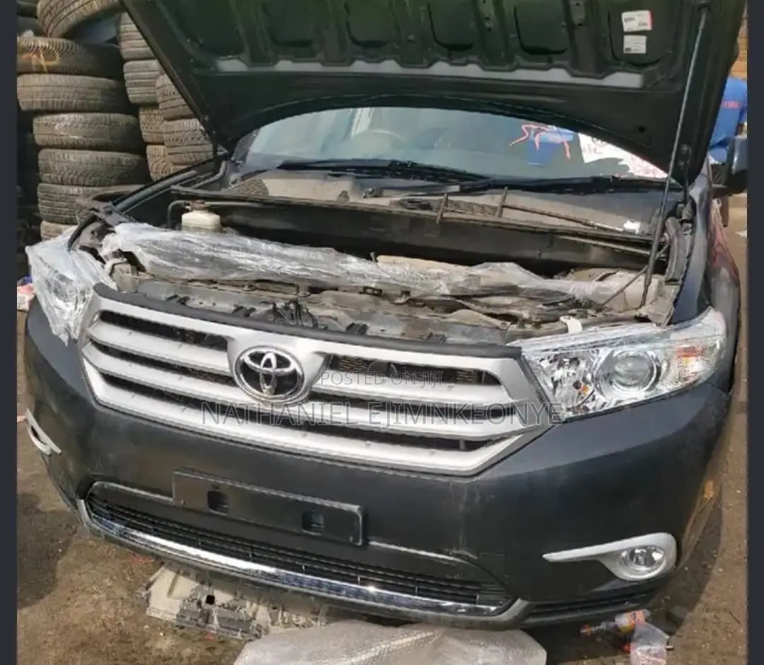 Complete Front Bumper Highlander 2012/2013