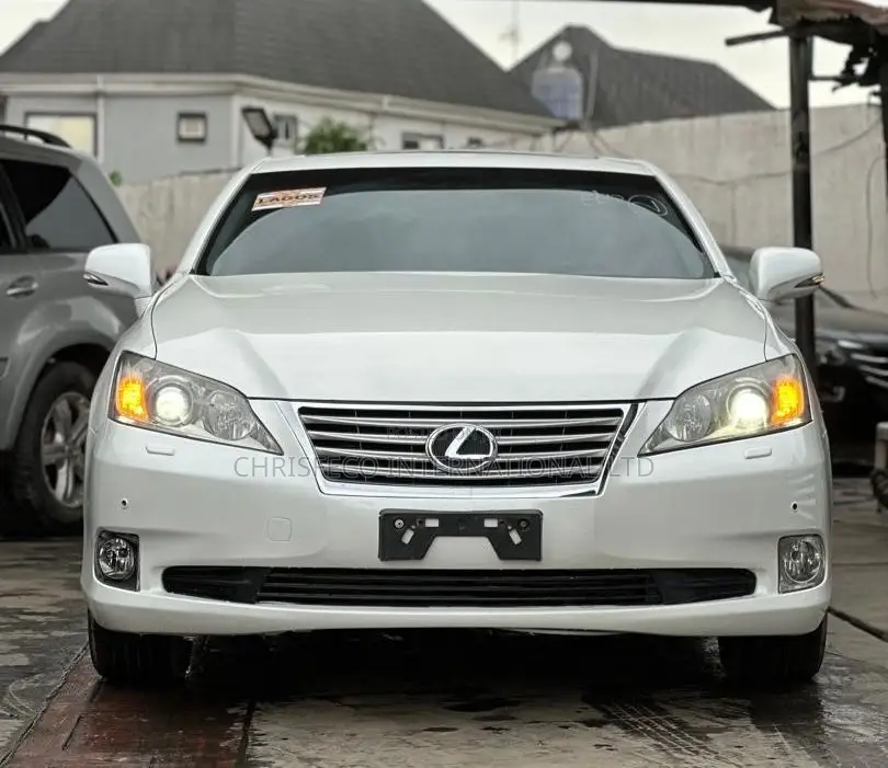 Lexus ES 350 2012 White