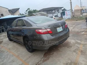 Toyota Camry SE 4dr Sedan (2.4L 4cyl 5A) 2008 Gray