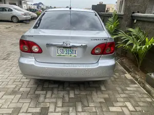 Toyota Corolla 2007 Gray