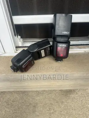 V850Speedlight 850