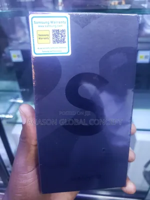 New Samsung Galaxy S22 5G 128 GB Black