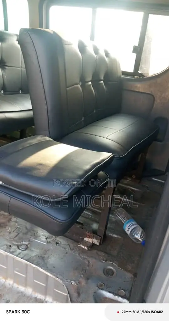 Toyota HiAce 2012 Silver