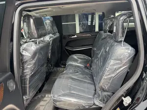Mercedes-Benz GL-Class GL 550 2013 Black