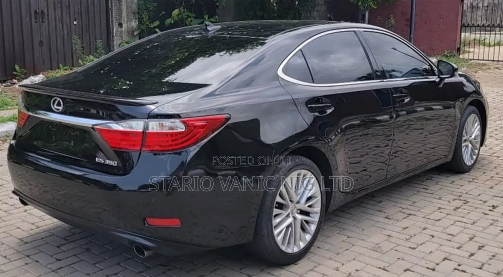 Lexus ES 2013 Black