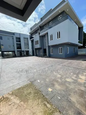 3bdrm Apartment in Bodija for sale