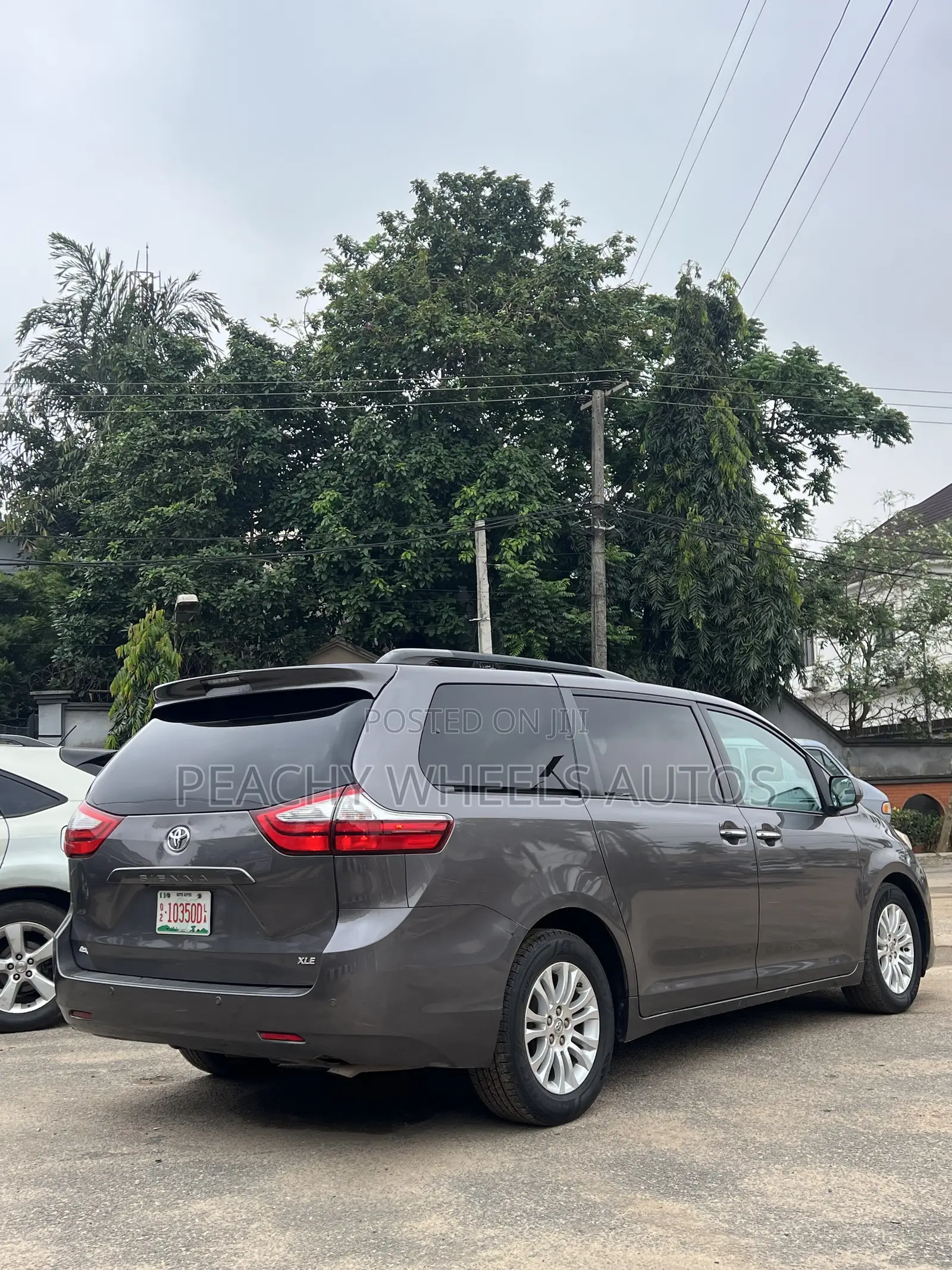 Toyota Sienna 2016 Gray