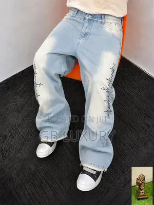 Men’s Straight Jeans