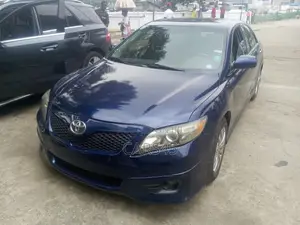 Toyota Camry 2011 Blue