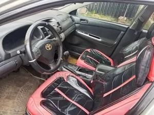 Toyota Camry 2005 Gold