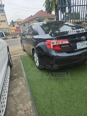 Toyota Camry 2012 Gray