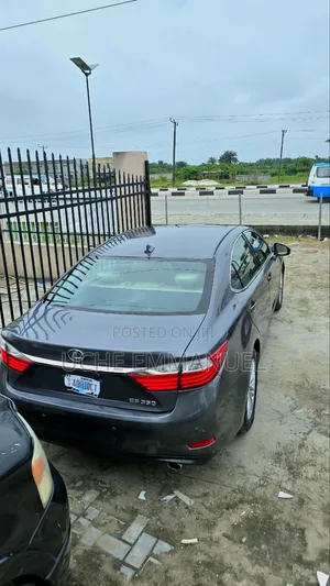 Lexus ES 2013 Gray
