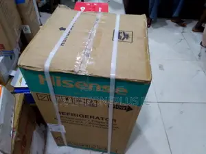 The Hisense 90L REF093DRR Refrigerator Offers Practical Cooling for Ev