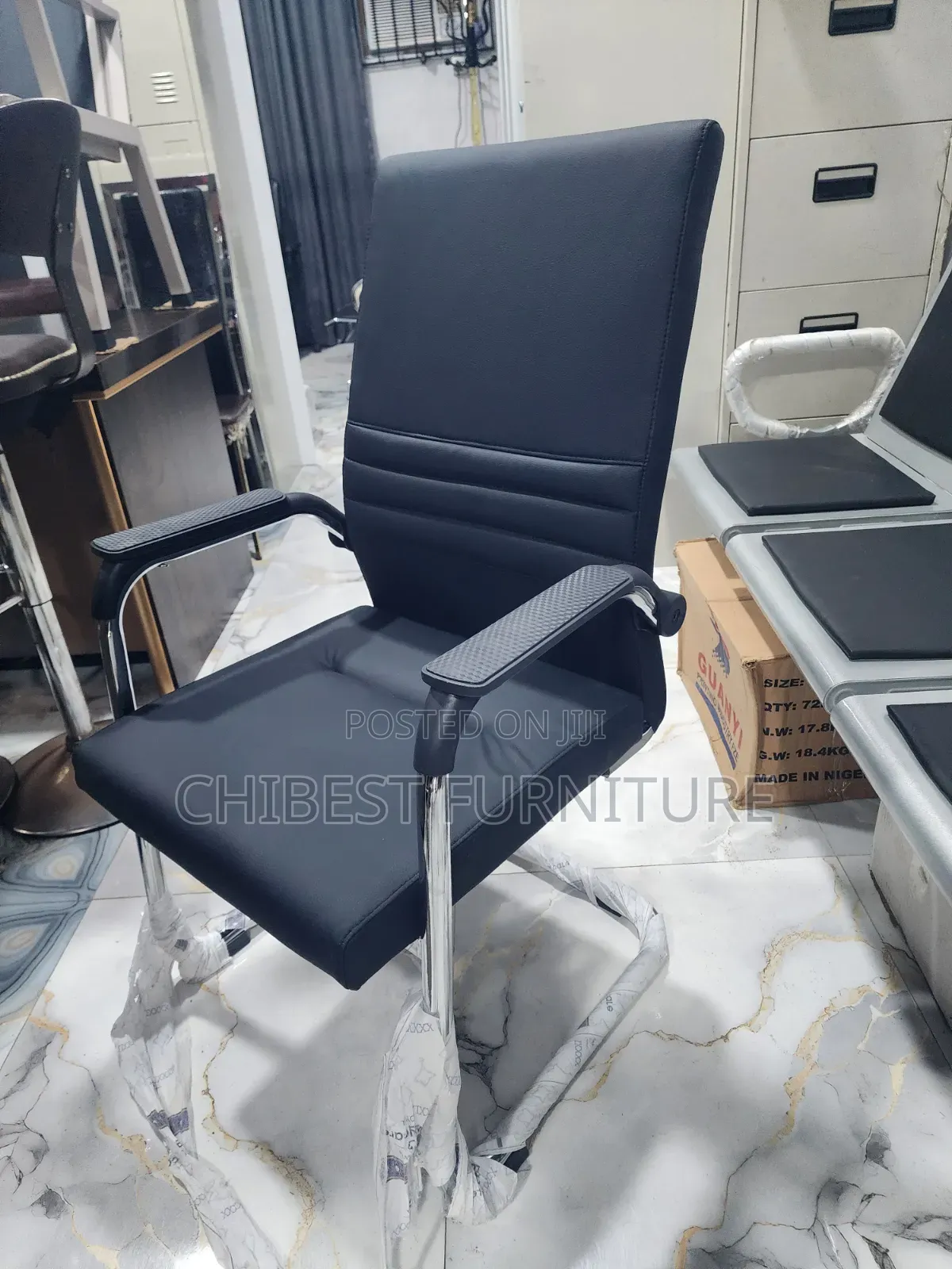 Quality Imported Office Visitor's Chair.