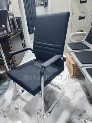 Quality Imported Office Visitor's Chair.