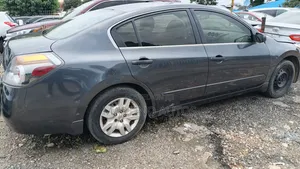 Nissan Altima 2012 Gray