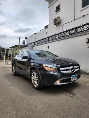 Mercedes-Benz GLA 250 2015 Black