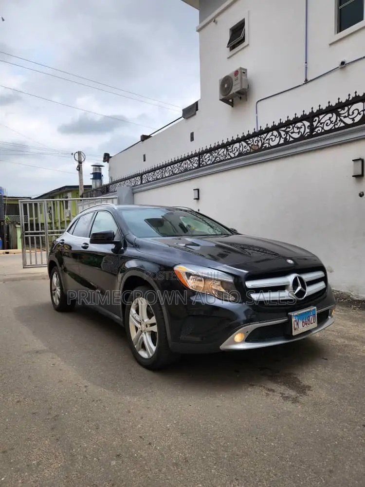 Mercedes-Benz GLA 250 2015 Black