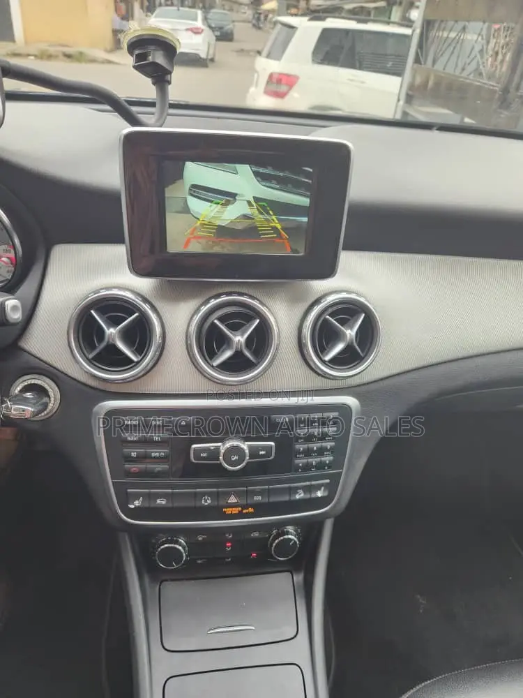 Mercedes-Benz GLA 250 2015 Black